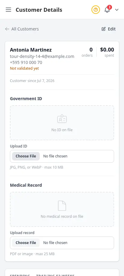 Perfil de cliente de DabDash mostrando direcciones guardadas, historial de pedidos y datos del cliente — vista móvil