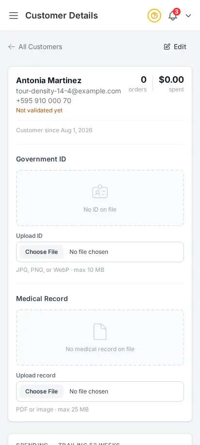 Perfil de cliente de DabDash mostrando direcciones guardadas, historial de pedidos y datos del cliente — vista móvil