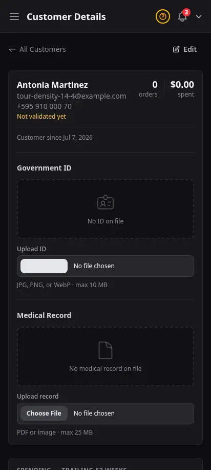 Perfil de cliente de DabDash mostrando direcciones guardadas, historial de pedidos y datos del cliente — vista móvil