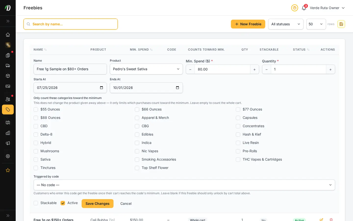 Editor de artículos gratis de DabDash mostrando una regla de recompensa guardada con configuración de umbral y producto