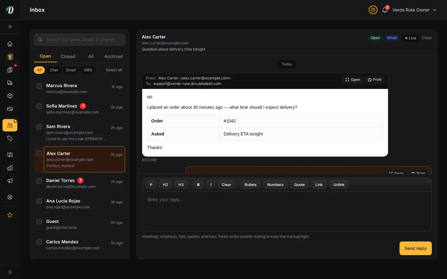 Hilo de correo en la bandeja de DabDash con Abrir e Imprimir a la derecha del encabezado De/Para y una vista previa HTML segura debajo