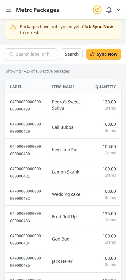 Página de inventario Metrc de DabDash mostrando totales de paquetes estatales, números de etiqueta y cantidades sincronizadas desde la API de Metrc — vista móvil